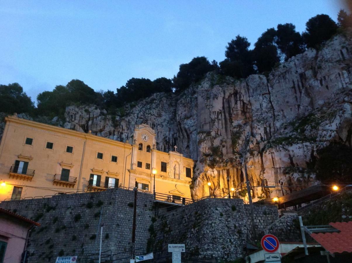Casa Cló alla Cattedrale Palermo Exterior foto